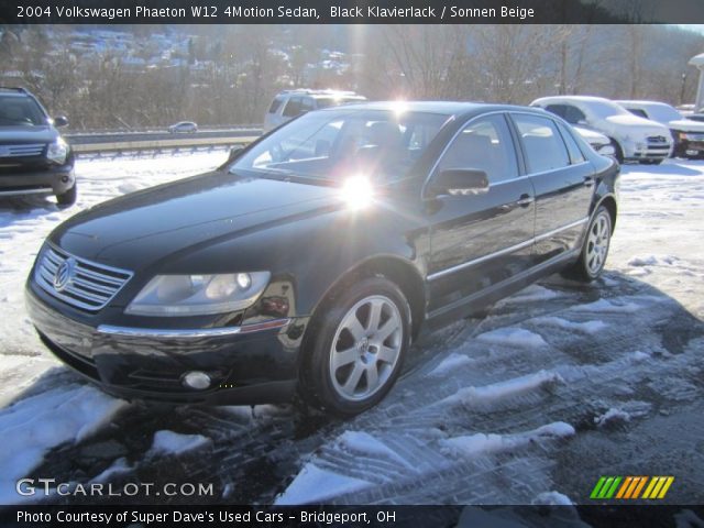 2004 Volkswagen Phaeton W12 4Motion Sedan in Black Klavierlack