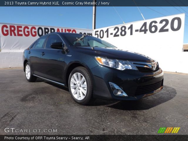 2013 Toyota Camry Hybrid XLE in Cosmic Gray Metallic