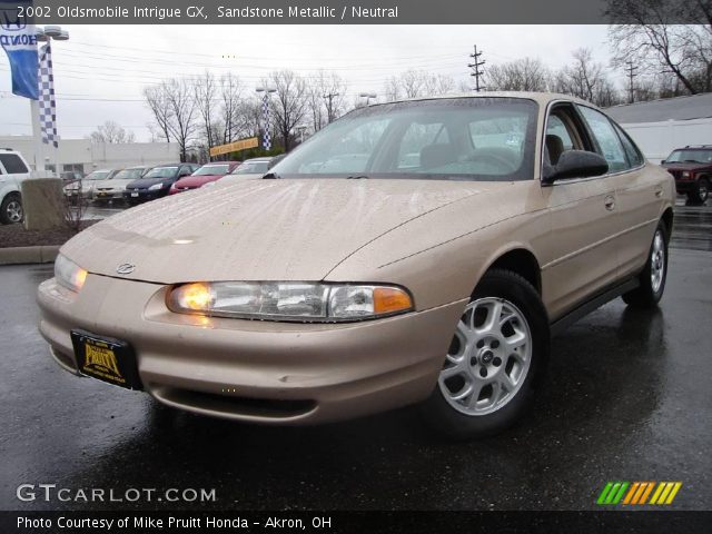 2002 Oldsmobile Intrigue GX in Sandstone Metallic