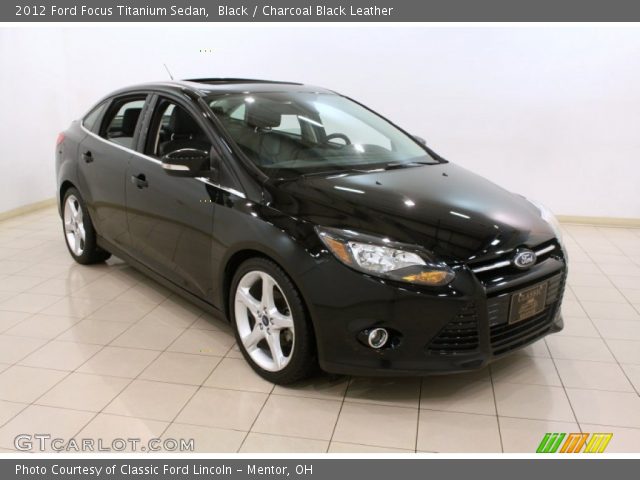 2012 Ford Focus Titanium Sedan in Black