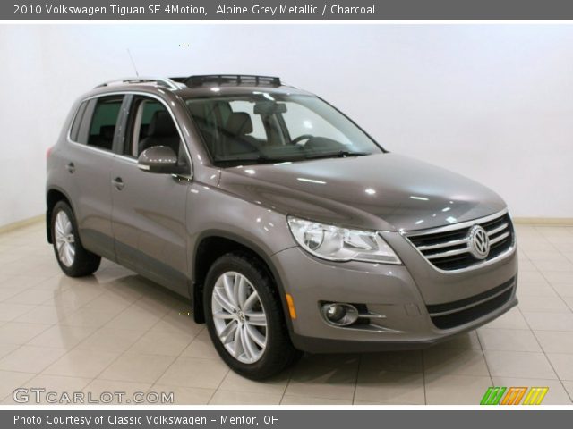 2010 Volkswagen Tiguan SE 4Motion in Alpine Grey Metallic
