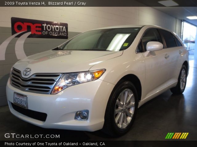 2009 Toyota Venza I4 in Blizzard Pearl