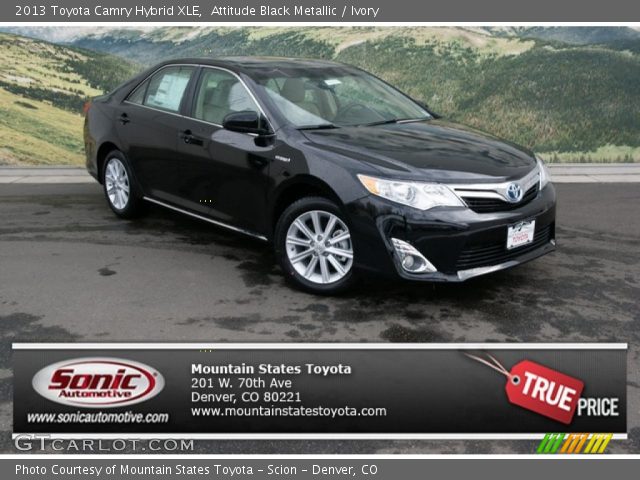 2013 Toyota Camry Hybrid XLE in Attitude Black Metallic