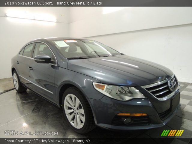 2010 Volkswagen CC Sport in Island Grey Metallic