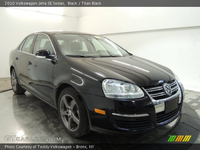 2010 Volkswagen Jetta SE Sedan in Black