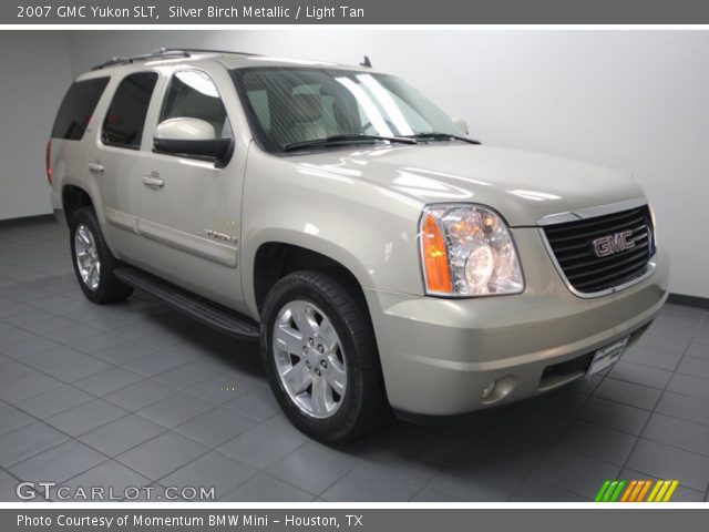 2007 GMC Yukon SLT in Silver Birch Metallic