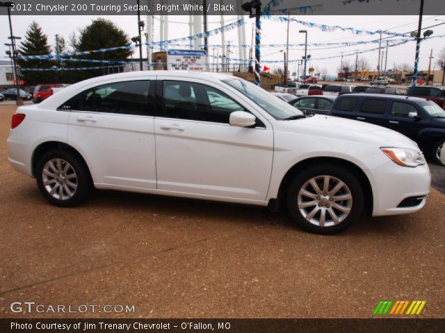 2012 Chrysler 200 Touring Sedan in Bright White