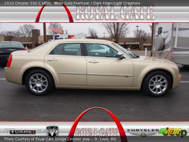 2010 Chrysler 300 C HEMI in White Gold Pearlcoat