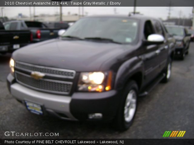 2010 Chevrolet Avalanche Z71 4x4 in Taupe Gray Metallic