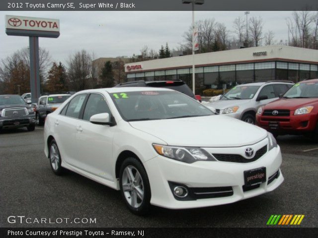2012 Toyota Camry SE in Super White