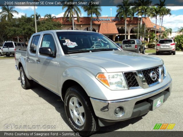 2006 Nissan Frontier SE Crew Cab in Radiant Silver