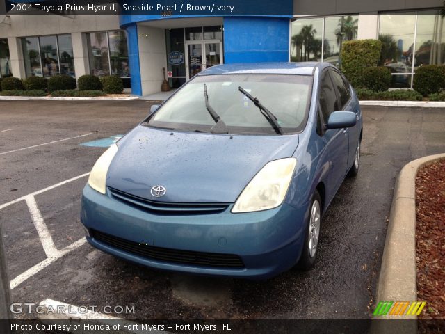 2004 Toyota Prius Hybrid in Seaside Pearl