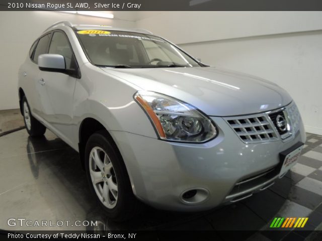 2010 Nissan Rogue SL AWD in Silver Ice