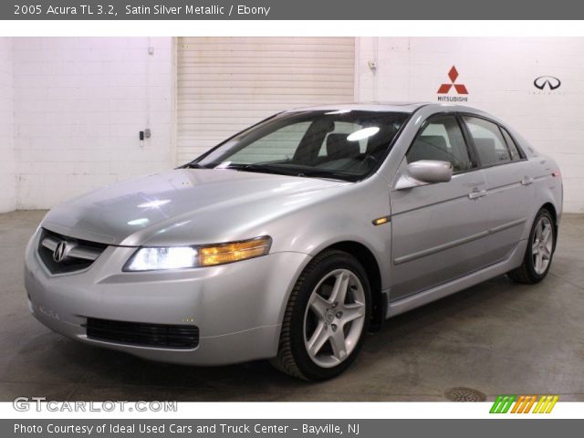 2005 Acura TL 3.2 in Satin Silver Metallic