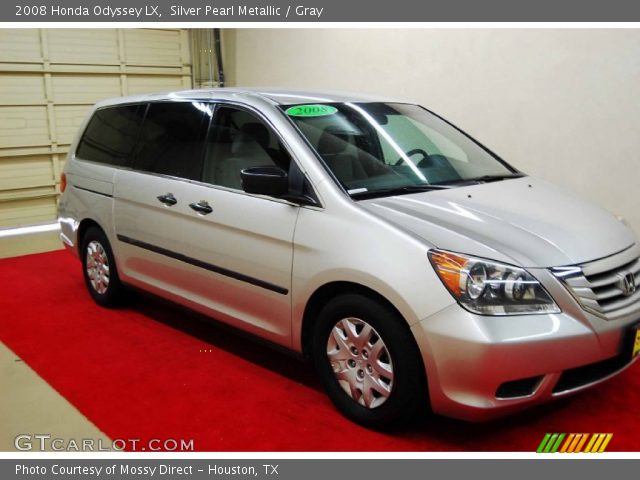 2008 Honda Odyssey LX in Silver Pearl Metallic