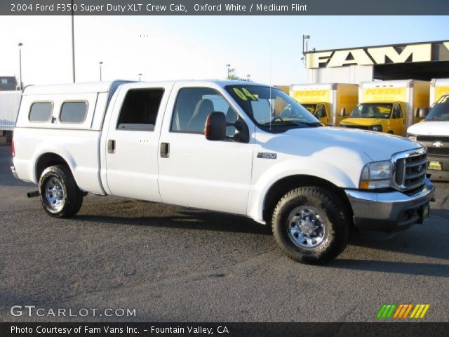 2004 Ford F350 Super Duty XLT Crew Cab in Oxford White
