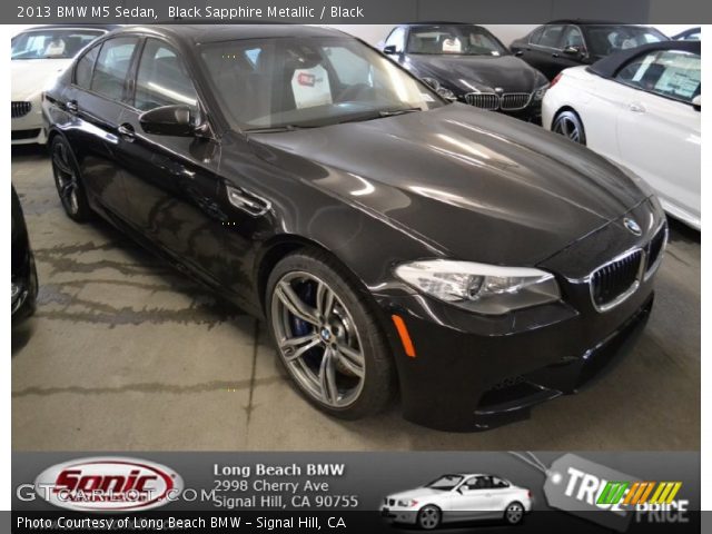 2013 BMW M5 Sedan in Black Sapphire Metallic