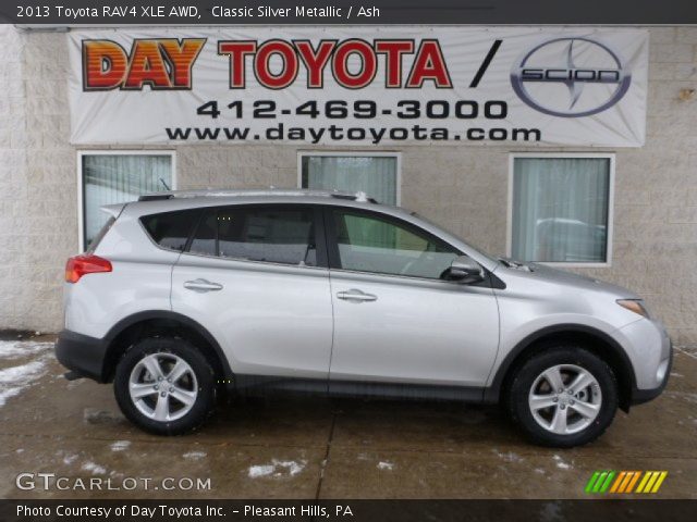 2013 Toyota RAV4 XLE AWD in Classic Silver Metallic