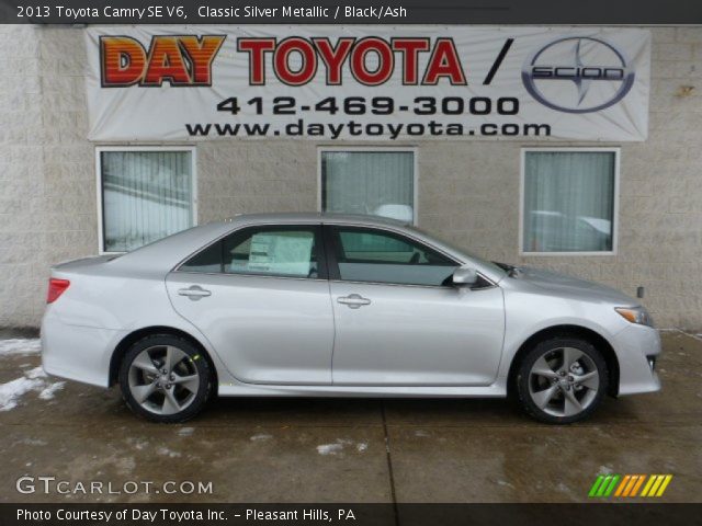 2013 Toyota Camry SE V6 in Classic Silver Metallic