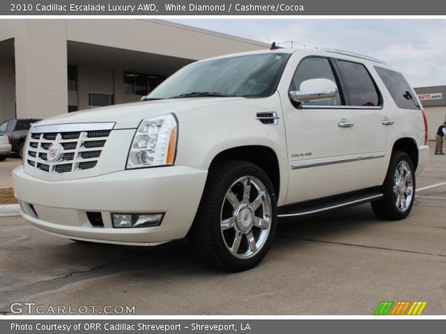 2010 Cadillac Escalade Luxury AWD in White Diamond