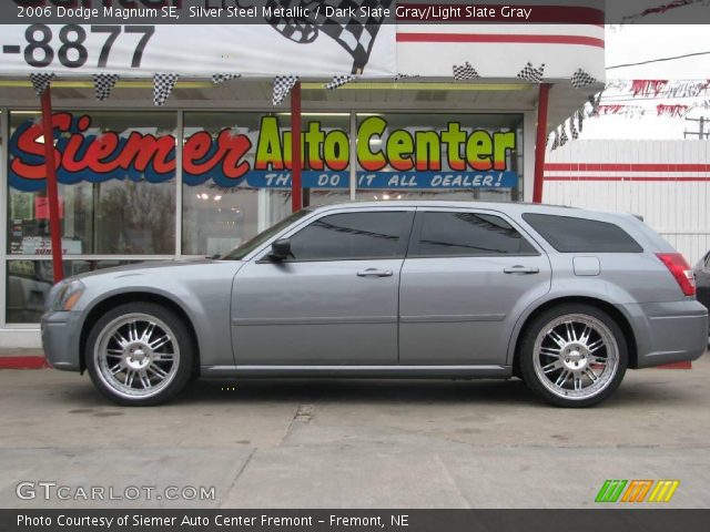 2006 Dodge Magnum SE in Silver Steel Metallic