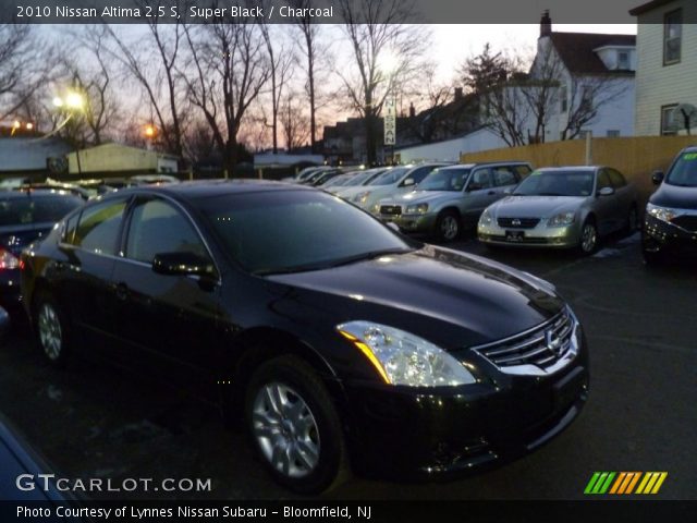 2010 Nissan Altima 2.5 S in Super Black