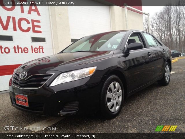 2010 Toyota Camry LE in Black