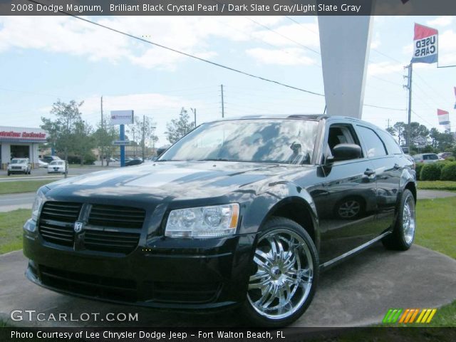 2008 Dodge Magnum  in Brilliant Black Crystal Pearl