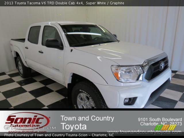 2013 Toyota Tacoma V6 TRD Double Cab 4x4 in Super White