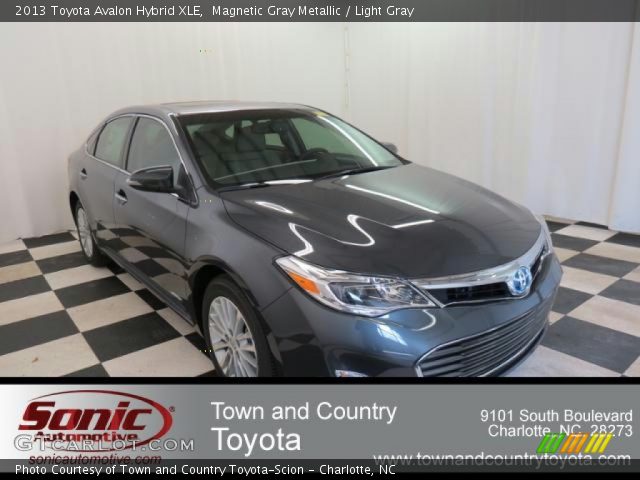 2013 Toyota Avalon Hybrid XLE in Magnetic Gray Metallic