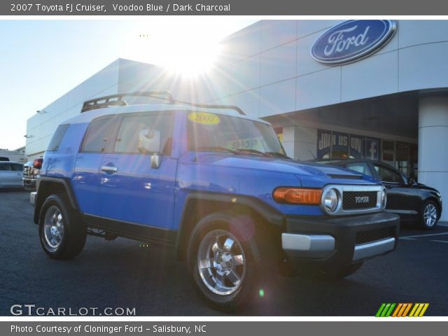 2007 Toyota FJ Cruiser  in Voodoo Blue