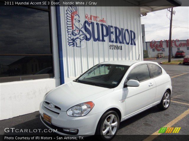 2011 Hyundai Accent SE 3 Door in Nordic White