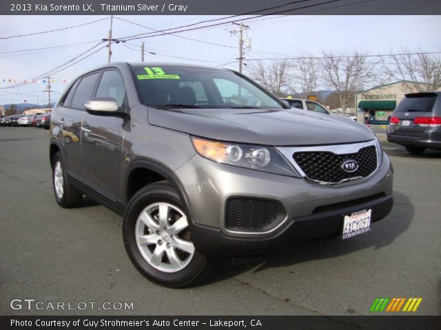 2013 Kia Sorento LX in Titanium Silver