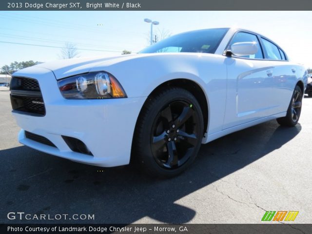 2013 Dodge Charger SXT in Bright White