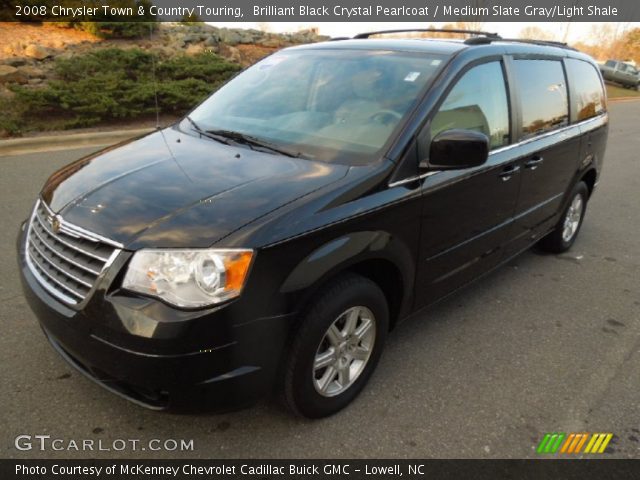 2008 Chrysler Town & Country Touring in Brilliant Black Crystal Pearlcoat