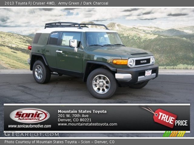 2013 Toyota FJ Cruiser 4WD in Army Green
