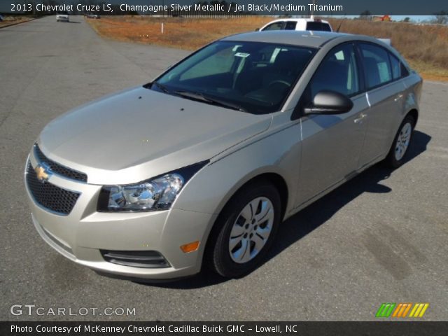 2013 Chevrolet Cruze LS in Champagne Silver Metallic