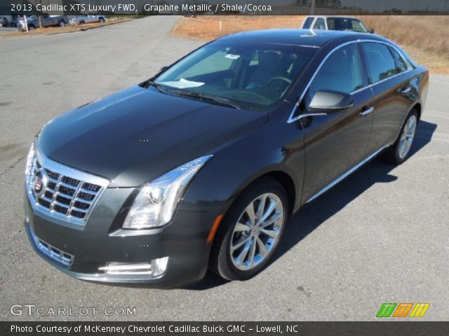 2013 Cadillac XTS Luxury FWD in Graphite Metallic