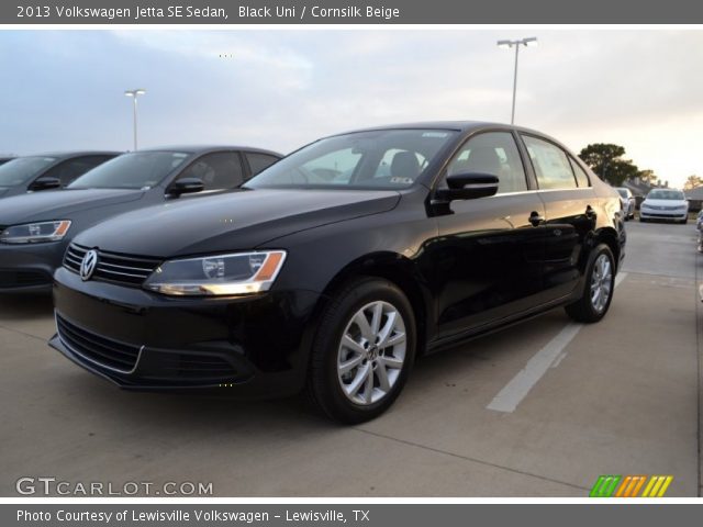 2013 Volkswagen Jetta SE Sedan in Black Uni