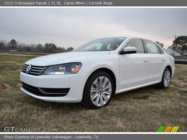 2013 Volkswagen Passat 2.5L SE in Candy White