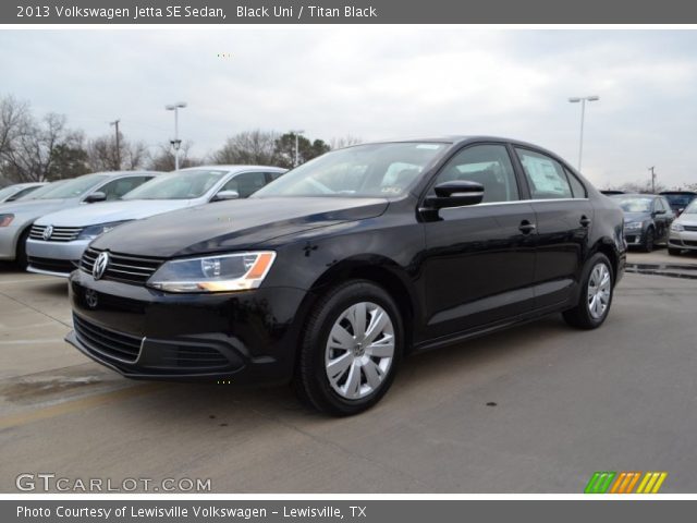2013 Volkswagen Jetta SE Sedan in Black Uni