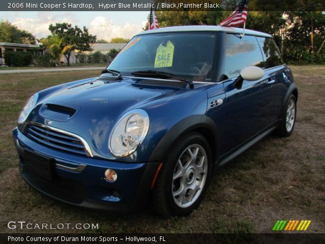 2006 Mini Cooper S Hardtop in Hyper Blue Metallic