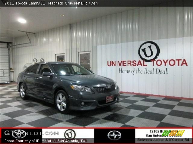 2011 Toyota Camry SE in Magnetic Gray Metallic
