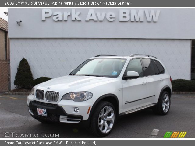 2009 BMW X5 xDrive48i in Alpine White