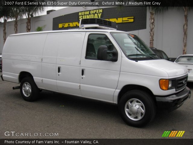 2007 Ford E Series Van E350 Super Duty Commercial in Oxford White
