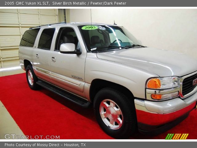 2005 GMC Yukon XL SLT in Silver Birch Metallic