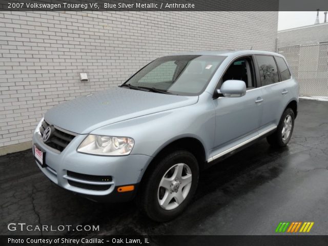 2007 Volkswagen Touareg V6 in Blue Silver Metallic
