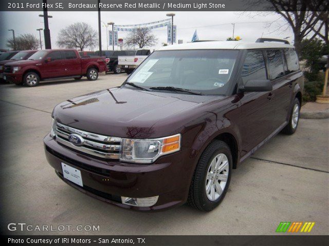 2011 Ford Flex SE in Bordeaux Reserve Red Metallic