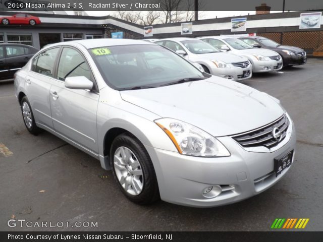 2010 Nissan Altima 2.5 S in Radiant Silver