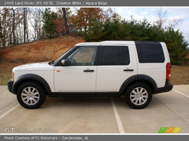 2006 Land Rover LR3 V8 SE in Chawton White